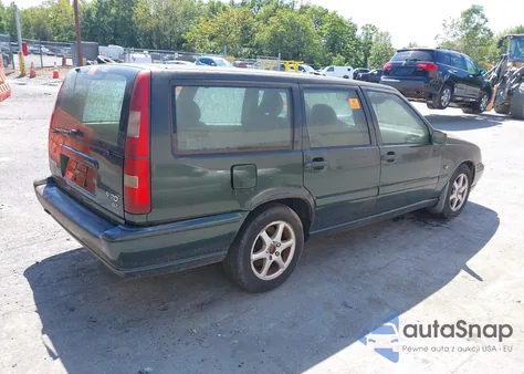 2000 Volvo V70 R из США, поврежденный, VIN YV1LV60D5Y2676541